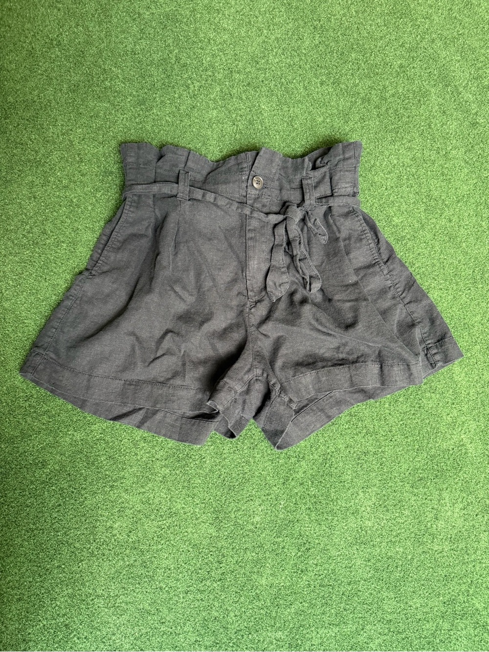 Madewell High-Waist Paperbag Shorts - Charcoal